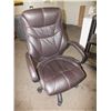 Image 1 : Brown Office Chair