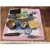 Image 10 : Group of Assorted Collectibles