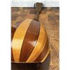 Image 8 : Antique Bowl Back Mandolin