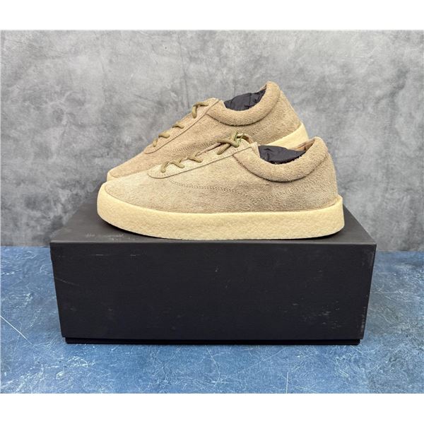 Yeezy Crepe Sneaker KM5001.038 Size 40 New in Box