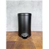 Image 1 : Simplehuman Trash Can