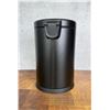 Image 3 : Simplehuman Trash Can