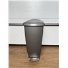 Image 1 : Simplehuman 40L Trash Can