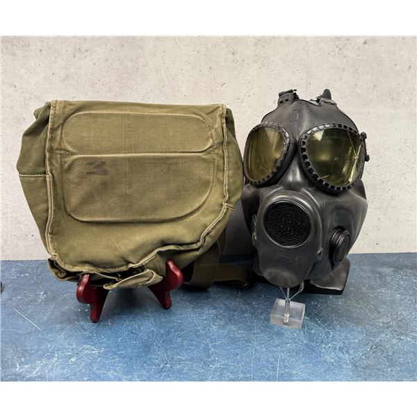 Vietnam War M17 Gas Mask