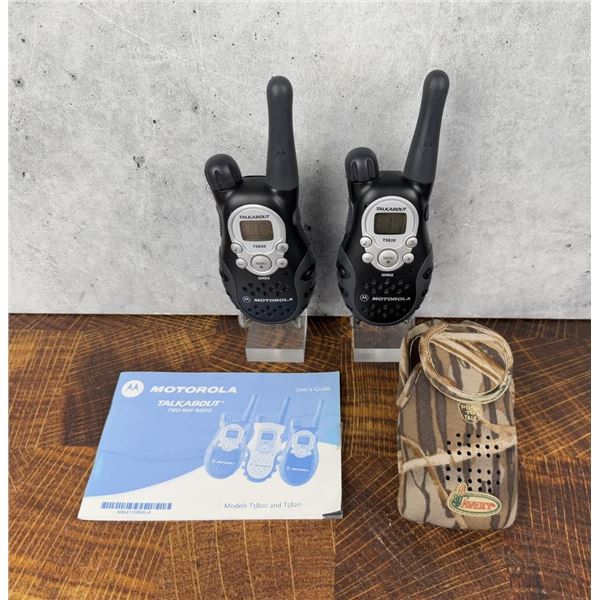Motarola T5820 Talkabout Walkie Talkies