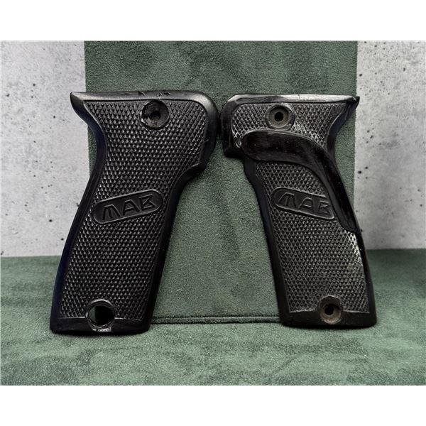 WW2 French Army MAB Pistol Grips