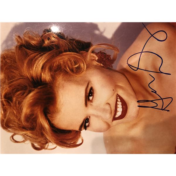 Geena Davis signed photo
