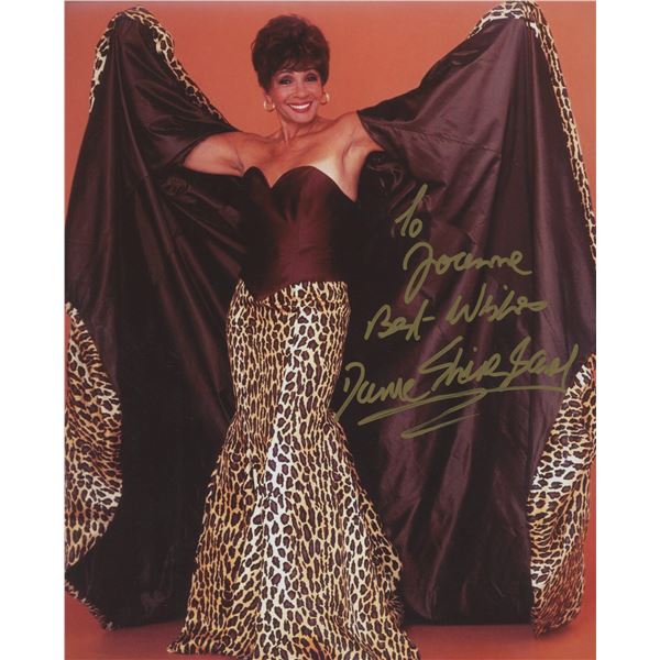 Shirley Bassey signed photo. GFA Authenticated
