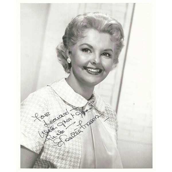 Elisabeth Fraser Signed Photo