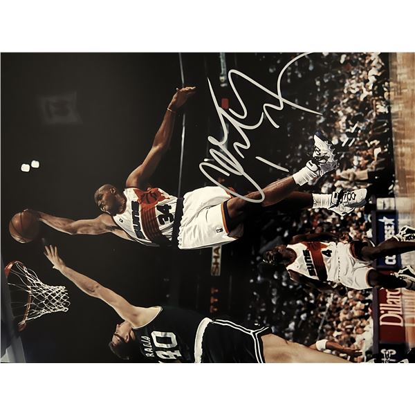 Philadelphia 76ers Charles Barkley signed photo