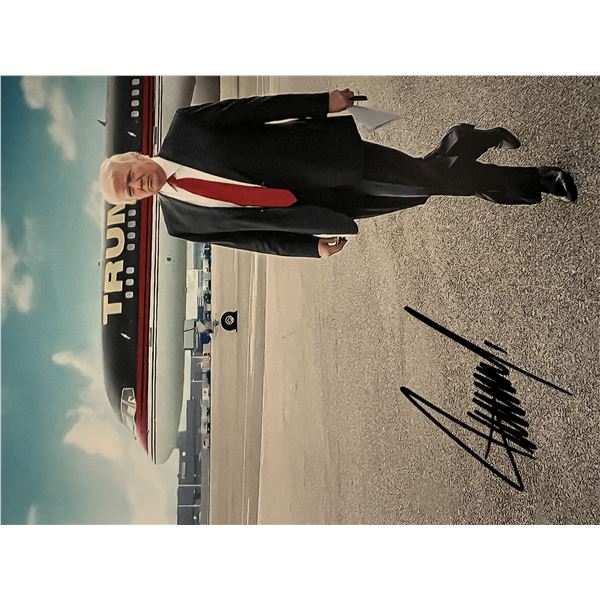 Donald Trump signed photo