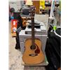 Image 1 : Yamaha guitar one string broken