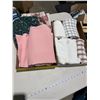 Image 1 : Tea towels, and table placemats, etc.