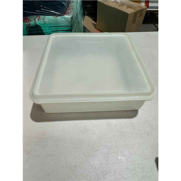 Tupperware container