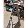 Image 1 : 4 foot ladder