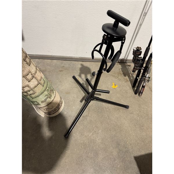 Guitar stand