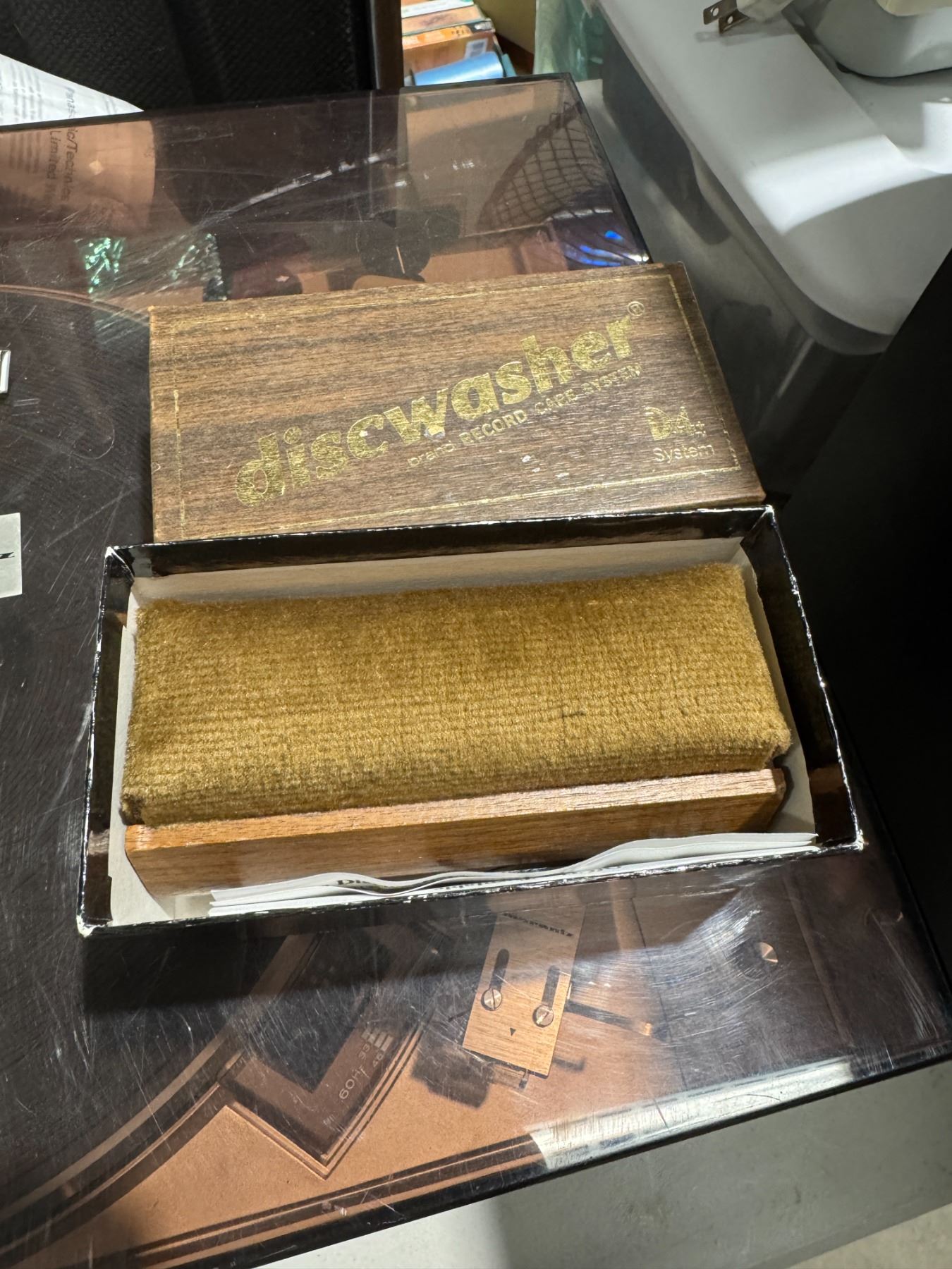 Discwasher record care system