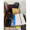 Image 1 : Stationary items