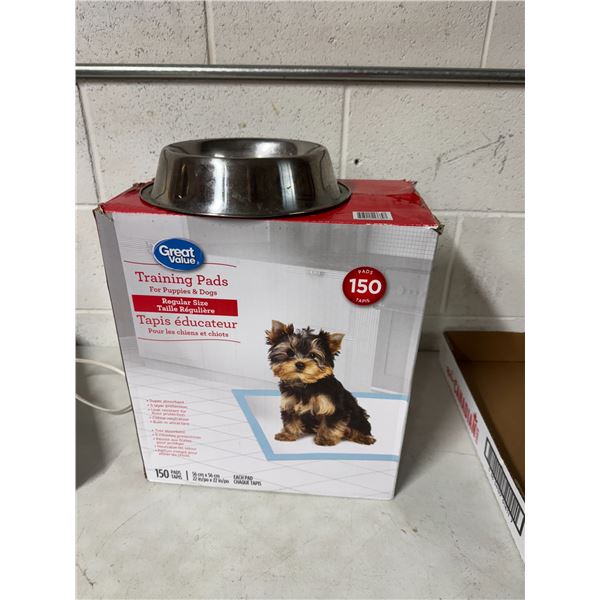 Puppy pads and dish