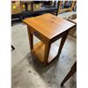 Image 2 : Side table with drawer