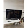 Image 1 : Samsung 46 inch Smart TV with remote