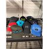 Image 1 : Caps