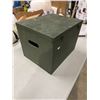 Image 3 : Wood box