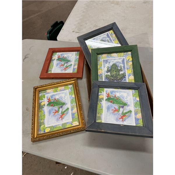 Frog decor wall hangings