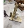 Image 2 : Lamp