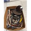 Image 1 : Wires and mirror