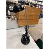 Image 1 : Adjustable lamp