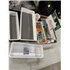 Image 1 : Stationary and organizers