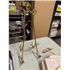 Image 1 : Picture frame stand