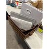 Image 2 : Storage baskets