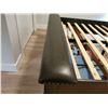 Image 5 : Queen bedframe