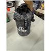 Image 1 : Water bottle