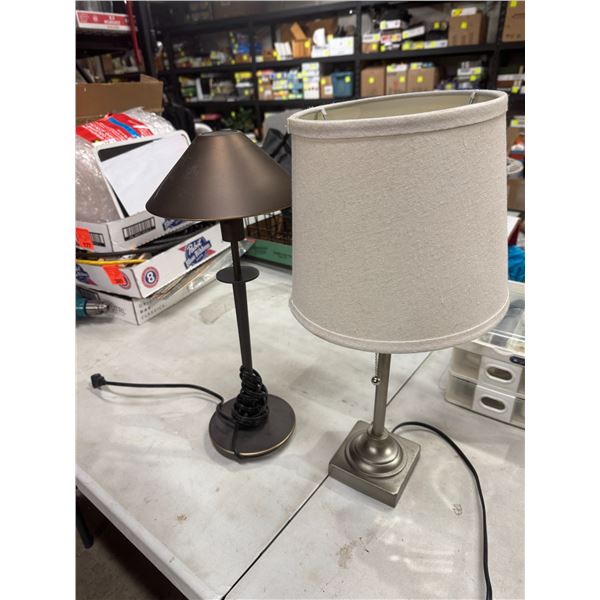 2 lamps