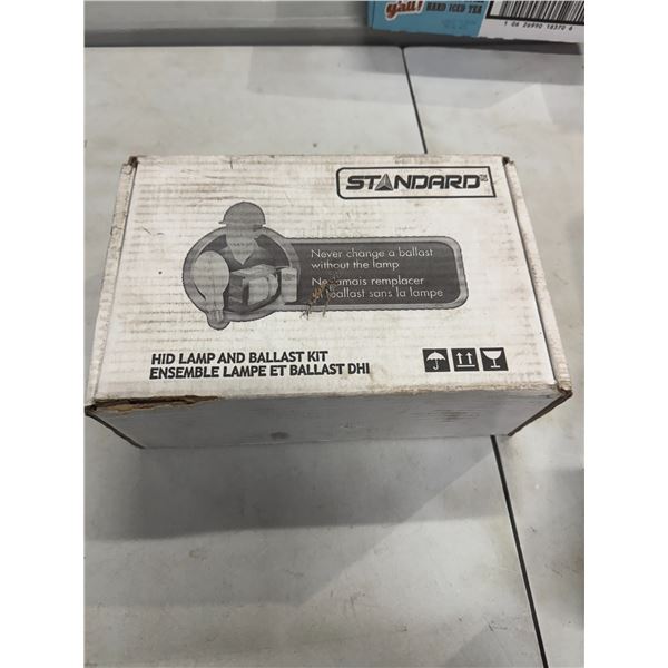 HID lamp and ballast kit