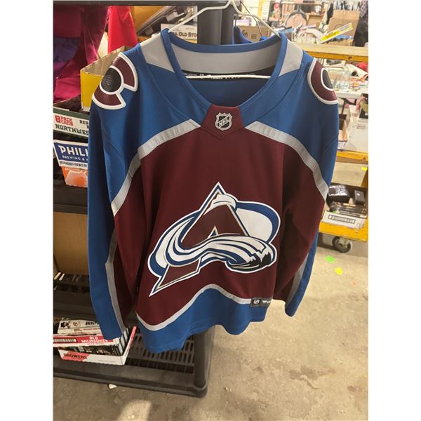 NWT Colorado Avalanche jersey, medium
