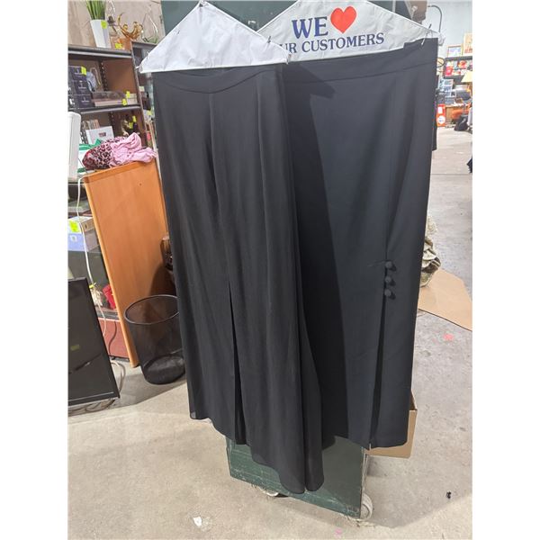 Skirts plus size