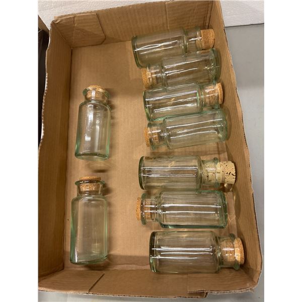 Class jars with stopper