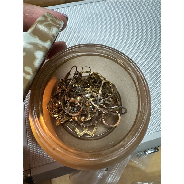 Some 10 K jewelry and other broken