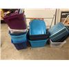 Image 1 : Bins with lids