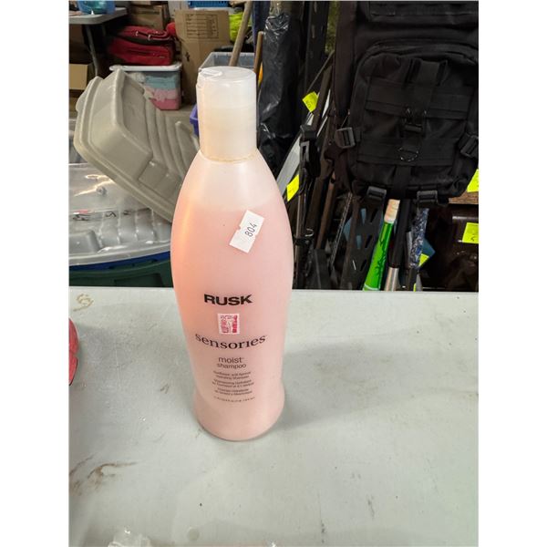 Rusk Moist shampoo