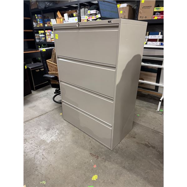 Filing Cabinet with keys