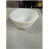 Image 1 : Pyrex  bowl