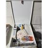 Image 1 : First aid kit