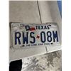 Image 1 : Texas license plate