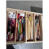Image 1 : Paint brushes