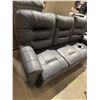 Image 2 : Leather power recliner couch